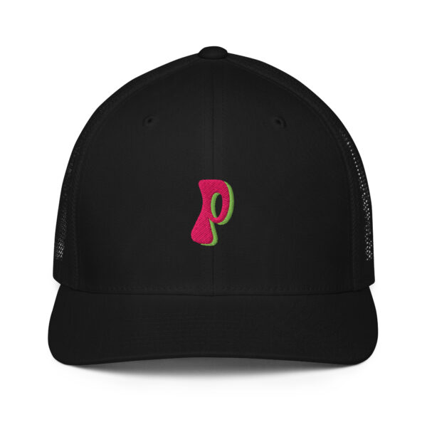 Closed-back P logo trucker cap